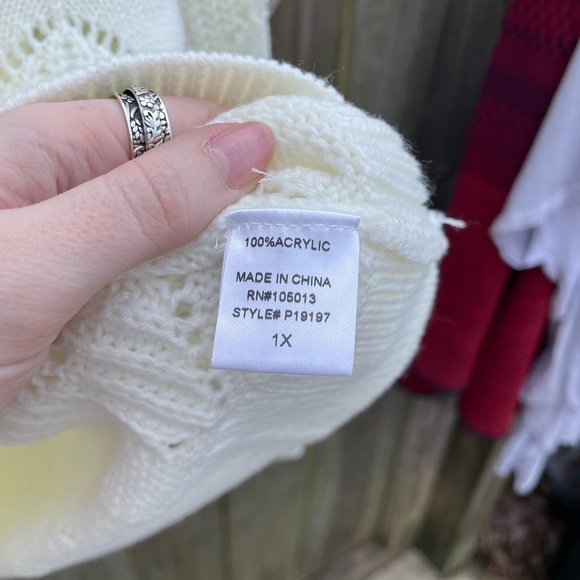 Andree by Unit Francine Boho Open Knit Slouchy Crocheted Sweater - Picture 8 of 14